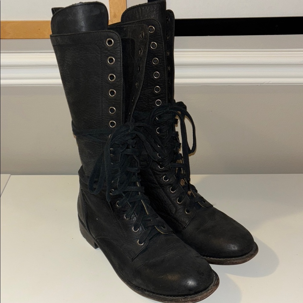 Fluevog Hedwig